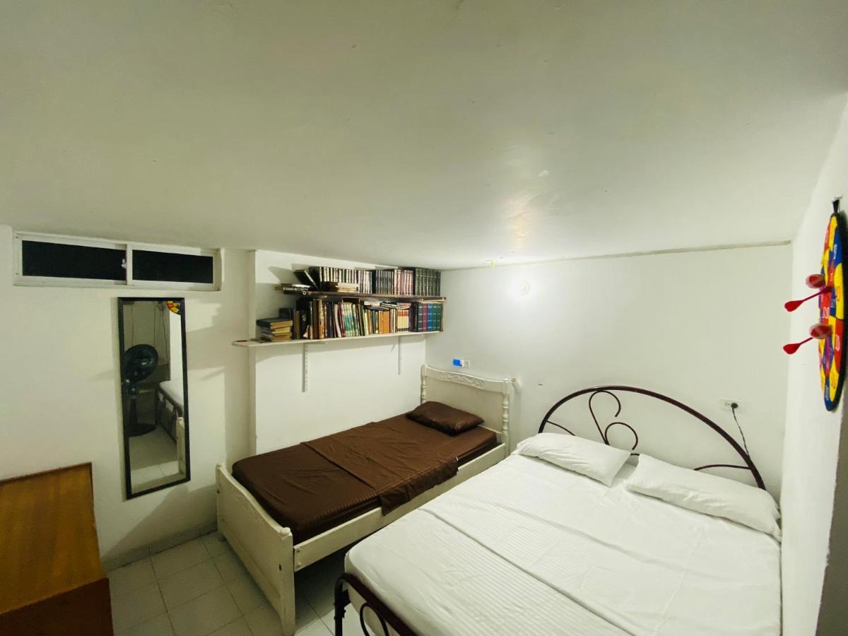 Casa Feliz Hostal 圣玛尔塔 外观 照片
