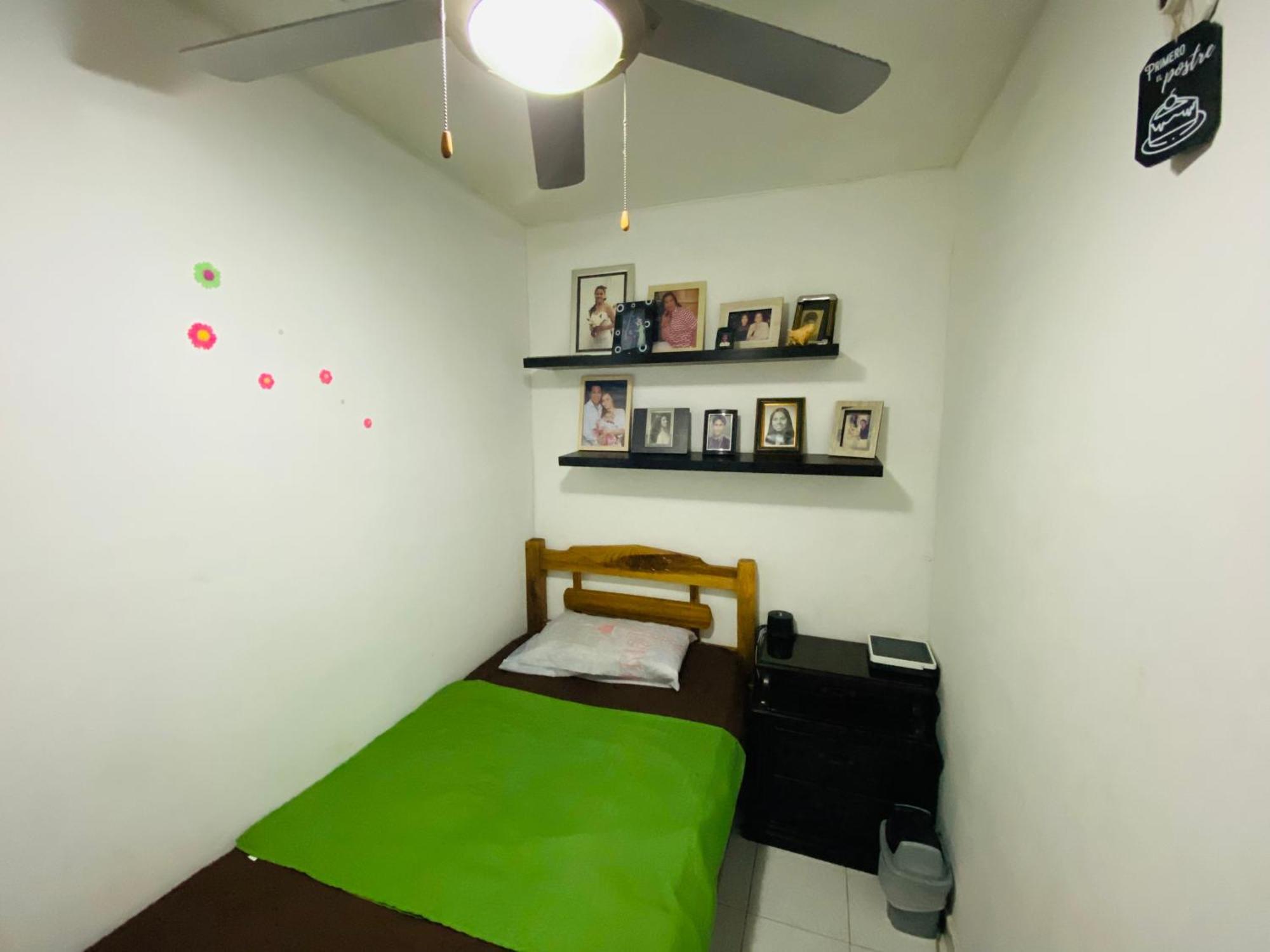 Casa Feliz Hostal 圣玛尔塔 外观 照片