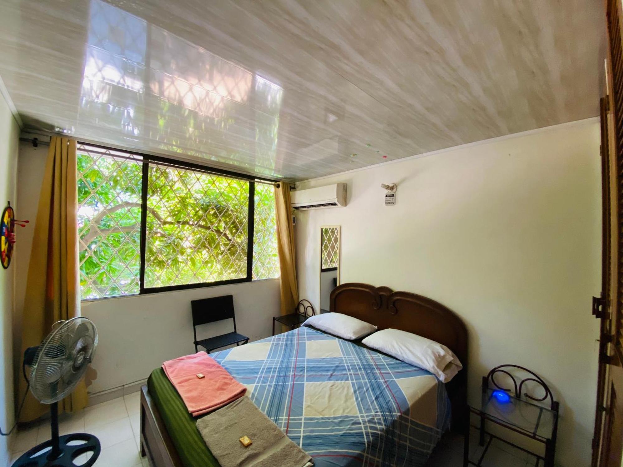 Casa Feliz Hostal 圣玛尔塔 外观 照片