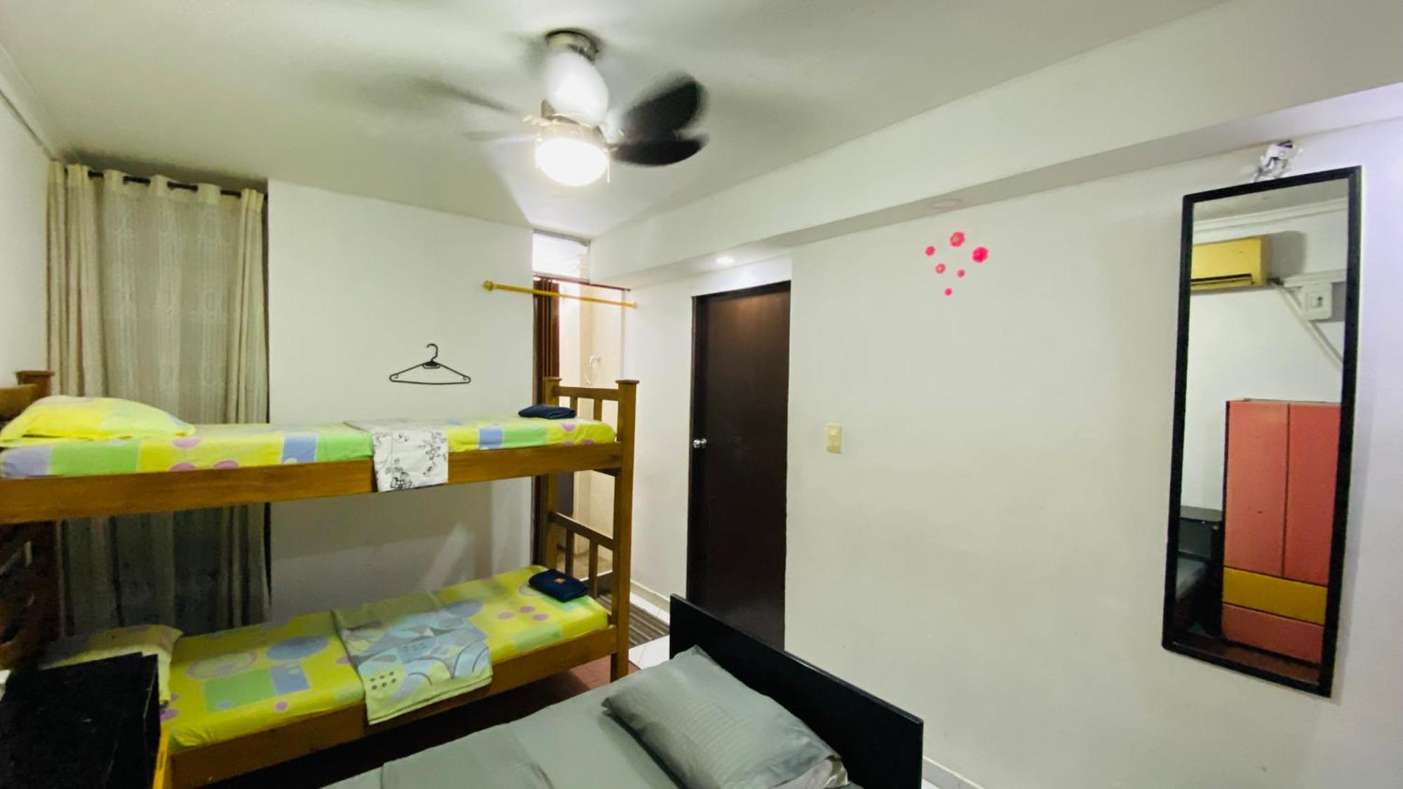 Casa Feliz Hostal 圣玛尔塔 外观 照片